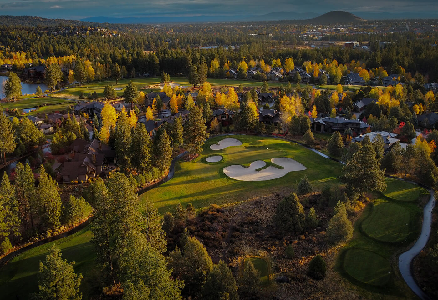 arial image of course and clubhouse